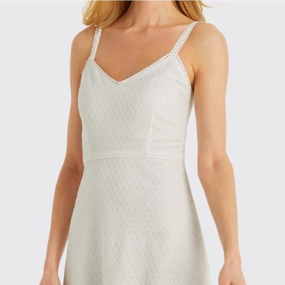 Draper James Eyelet lace flounce dress - Picture 10 of 11